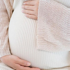 去年10月，AM🐟🏰D与Open🔦👩‍🦱AI达🧜‍♂️孕宝国际